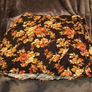 AE Floral wrap skirt